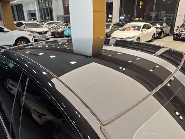 Фото 33 - Changan Deepal SL03