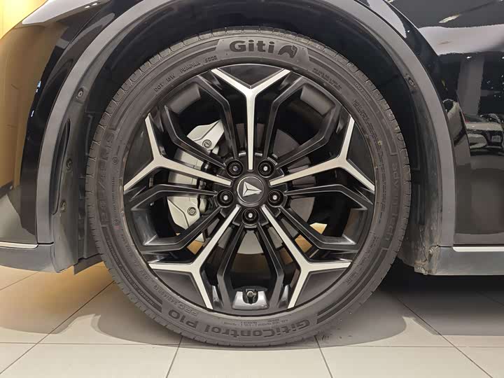 Фото 5 - Changan Deepal SL03