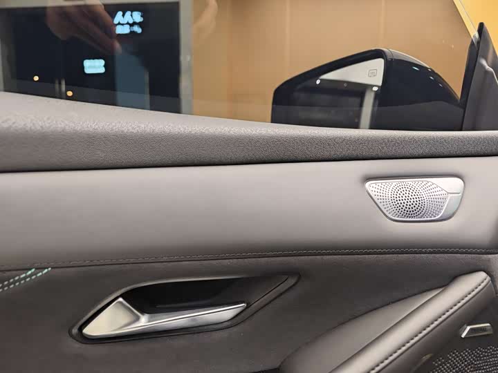 Фото 8 - Changan Deepal SL03