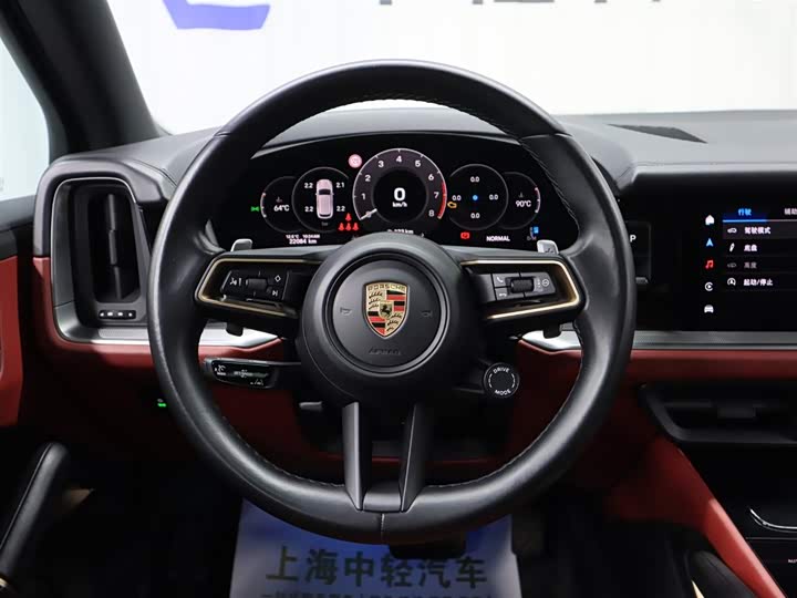 Фото 13 - Porsche Cayenne