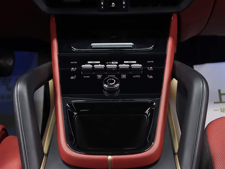 Фото 17 - Porsche Cayenne