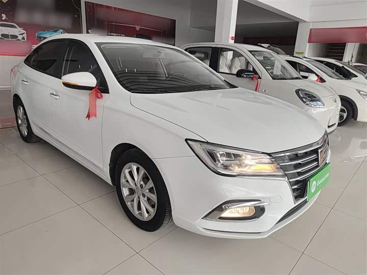 Фото 4 - Roewe i5