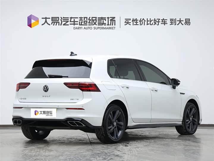 Фото 3 - Volkswagen Golf