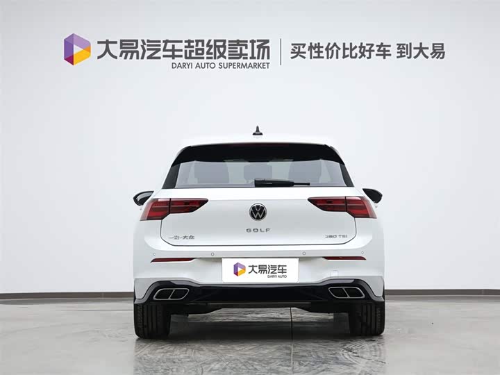 Фото 4 - Volkswagen Golf