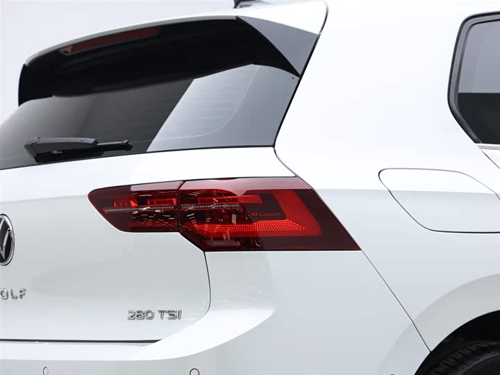 Фото 7 - Volkswagen Golf