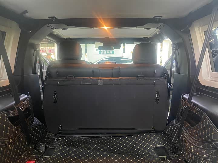 Фото 27 - BAIC Beijing BJ40