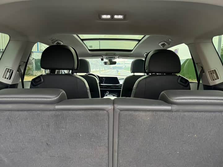 Фото 11 - Volkswagen Talagon