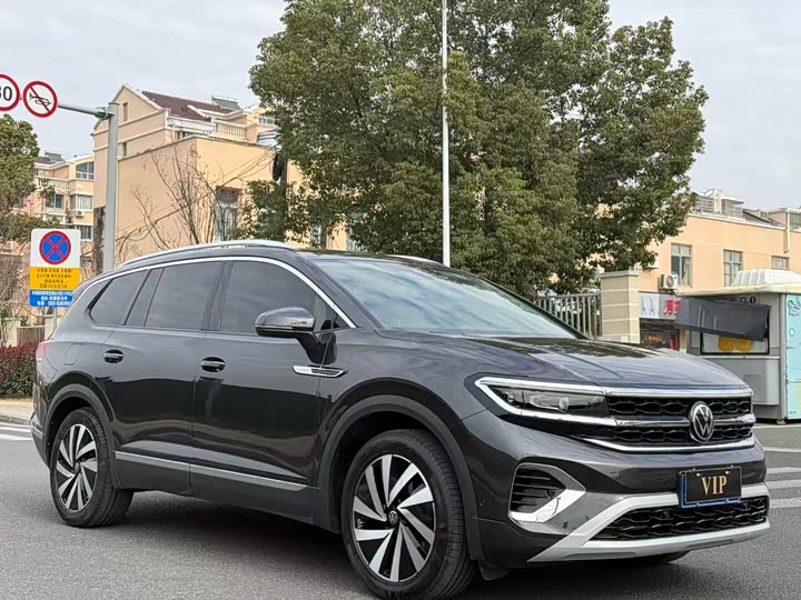 Фото 3 - Volkswagen Talagon