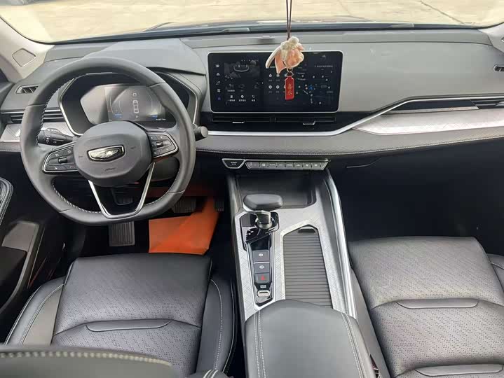 Фото 10 - Geely Preface