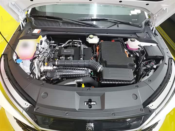 Фото 20 - BYD Qin L