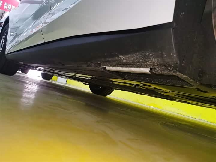 Фото 22 - BYD Qin L