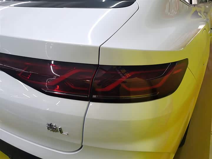 Фото 8 - BYD Qin L