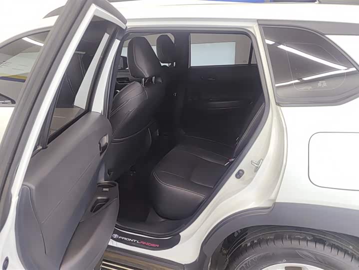 Фото 11 - Toyota Frontlander