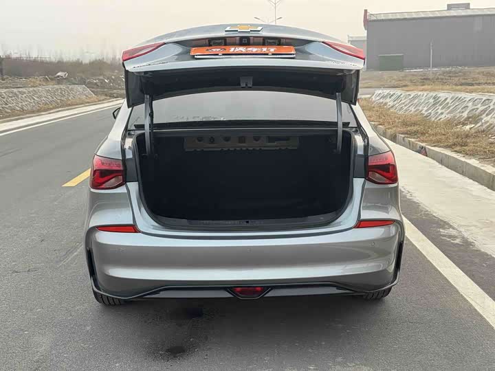 Фото 12 - Chevrolet Monza