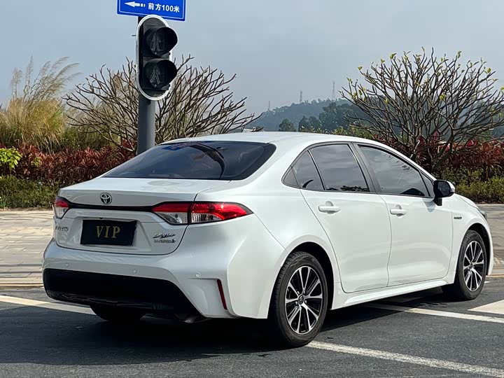 Фото 6 - Toyota Levin