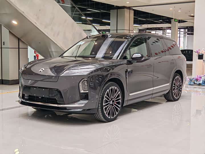 Фото 1 - Nio ES8