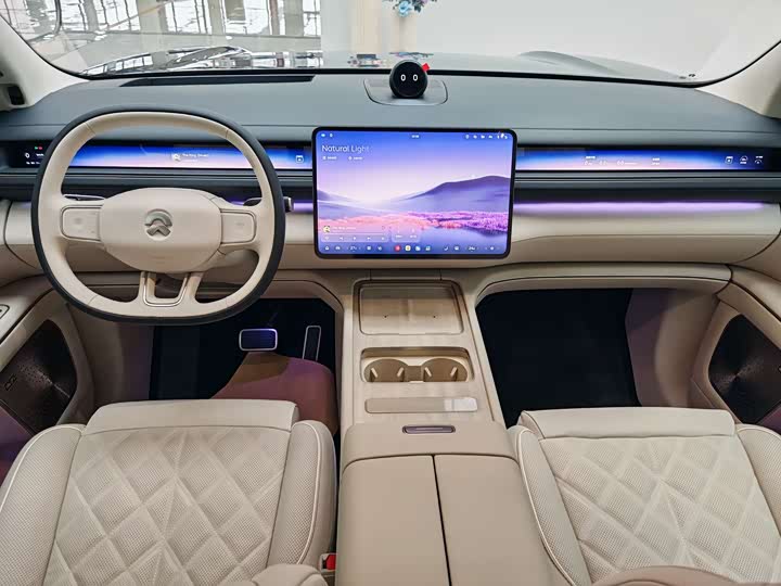 Фото 10 - Nio ES8