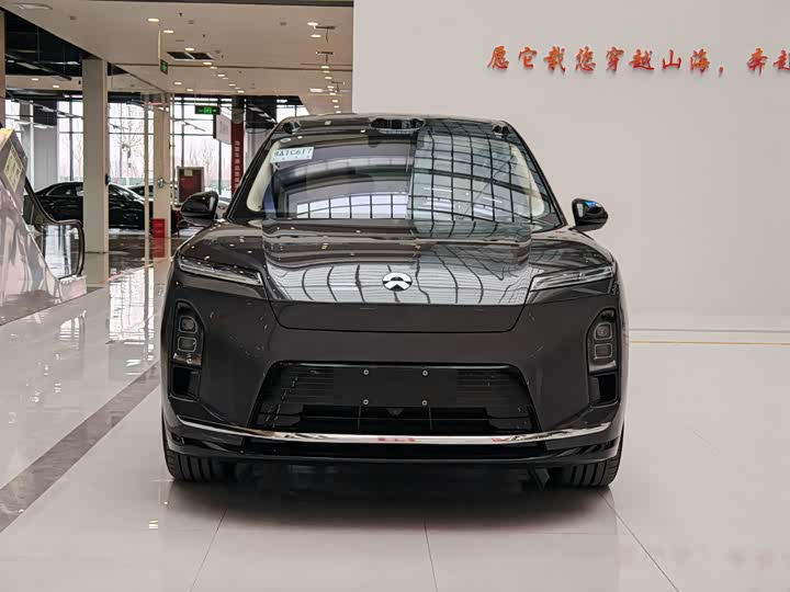 Фото 2 - Nio ES8