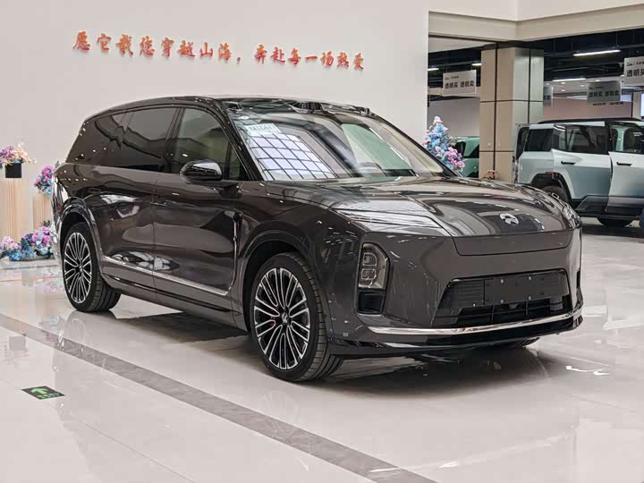 Фото 3 - Nio ES8