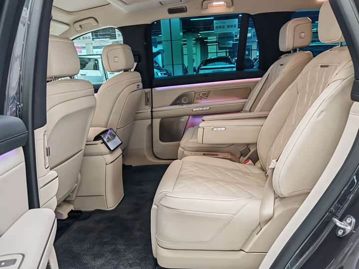 Фото 9 - Nio ES8