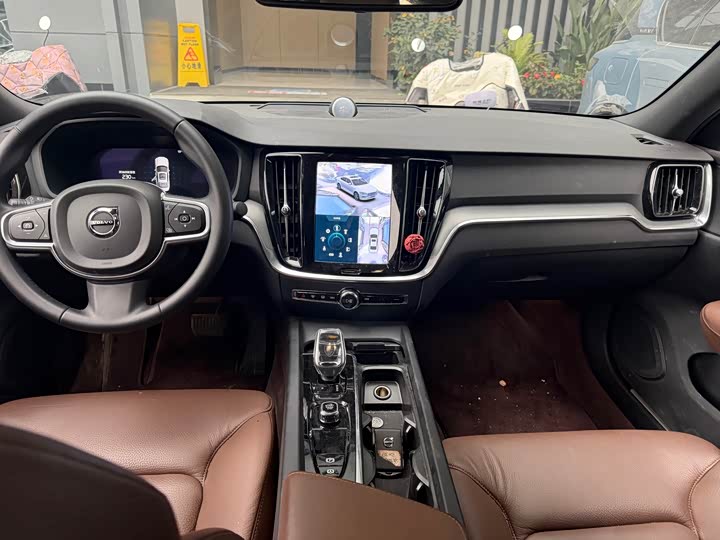 Фото 6 - Volvo S60