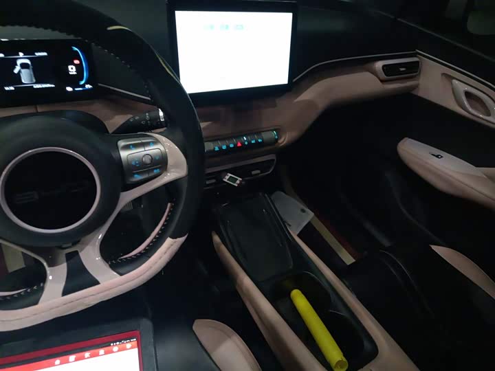 Фото 13 - BYD Seagull