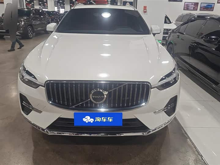 Фото 2 - Volvo XC60