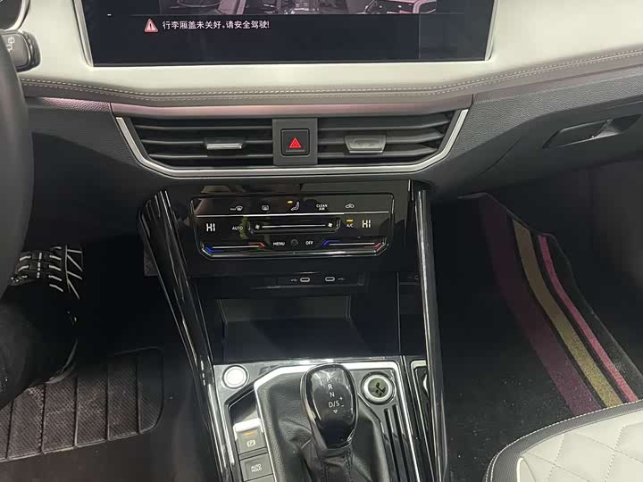 Фото 12 - Volkswagen Tayron