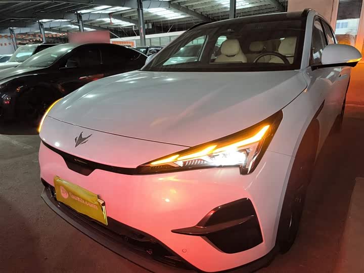 Фото 3 - BAIC Arcfox Alpha T5