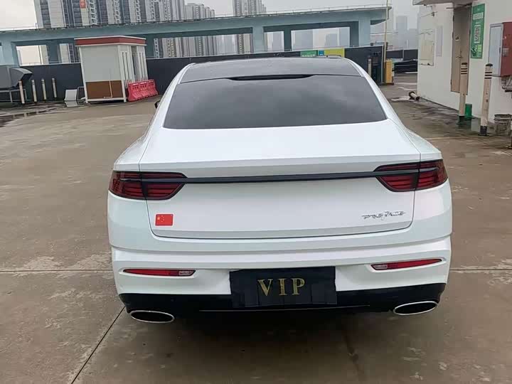 Фото 13 - Geely Preface