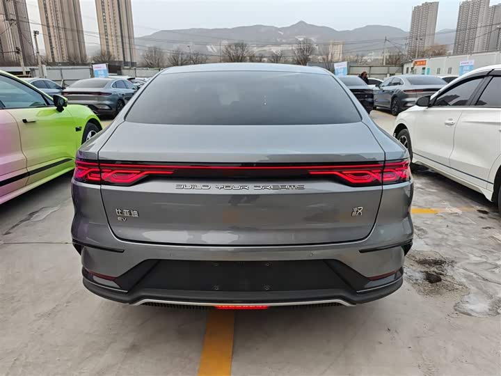 Фото 6 - BYD Han