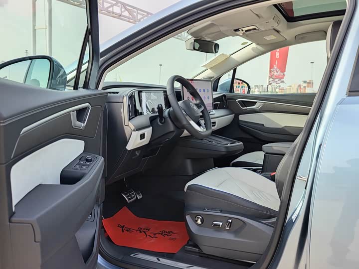 Фото 11 - Volkswagen Talagon