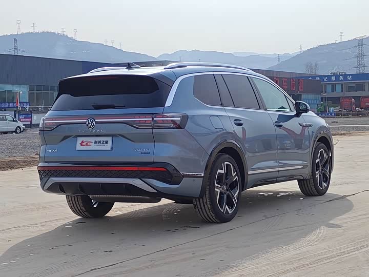 Фото 4 - Volkswagen Talagon