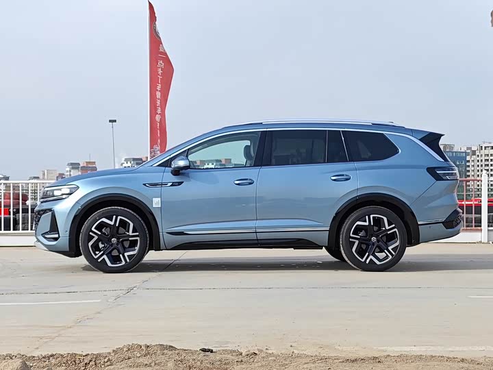 Фото 7 - Volkswagen Talagon