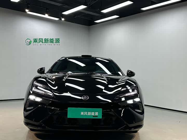 Фото 3 - Lotus Emeya