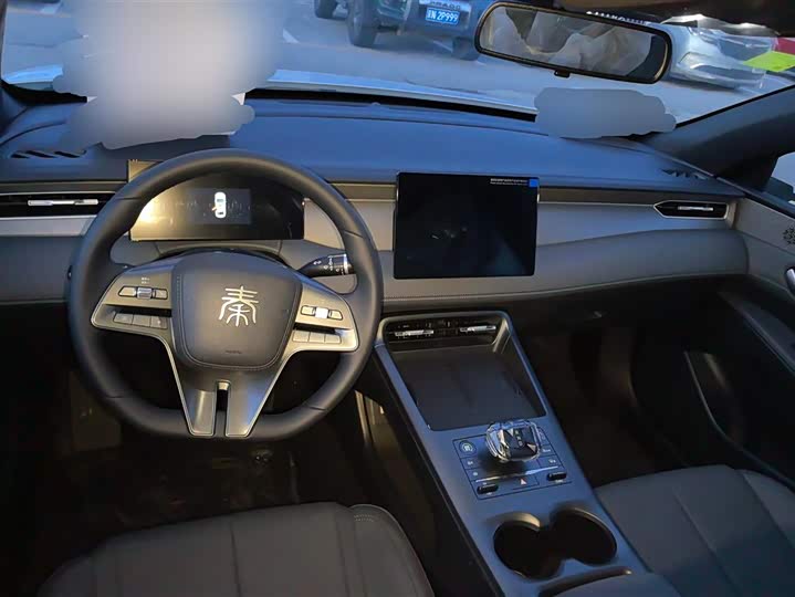 Фото 12 - BYD Qin Plus