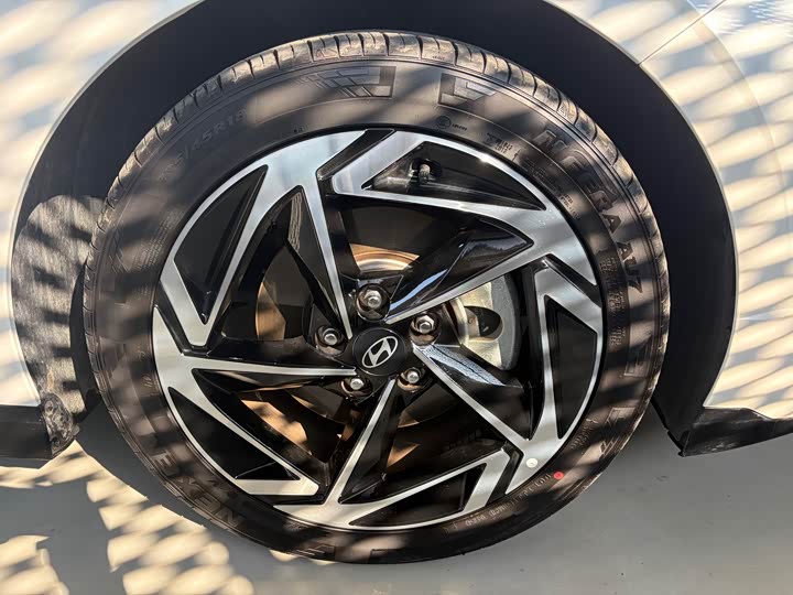 Фото 17 - Hyundai Sonata N Line