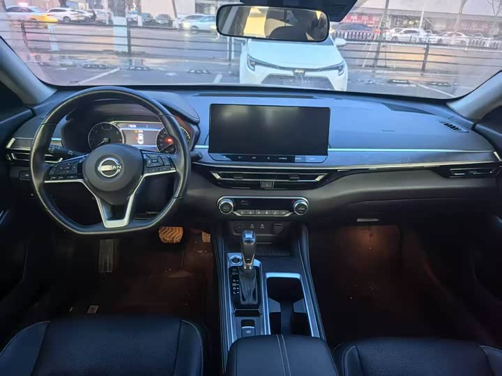 Фото 11 - Nissan Teana