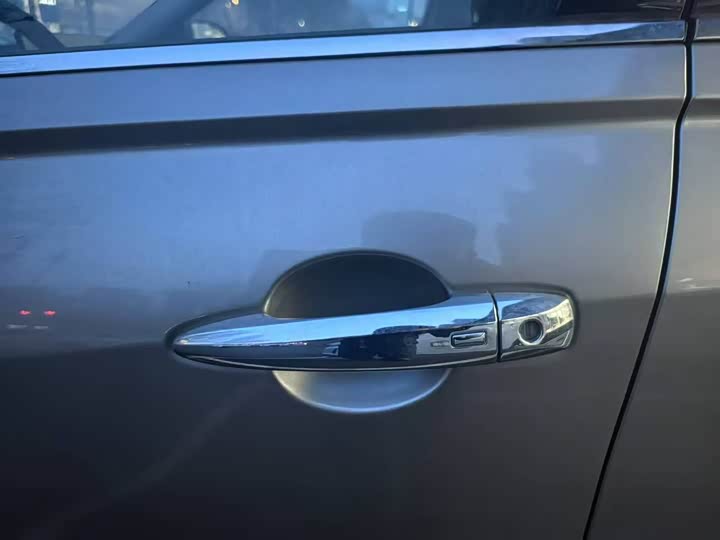 Фото 14 - Nissan Teana