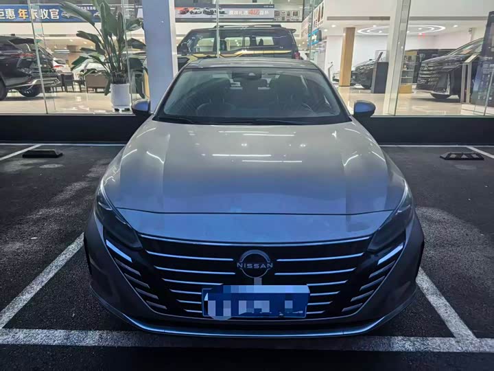 Фото 19 - Nissan Teana