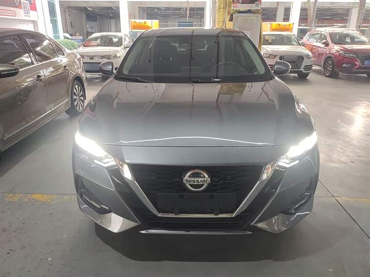 Фото 3 - Nissan Sylphy