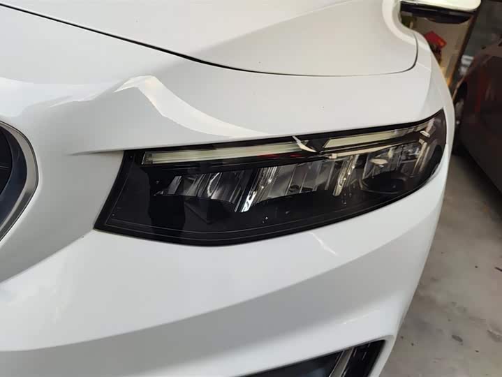 Фото 4 - Geely Preface