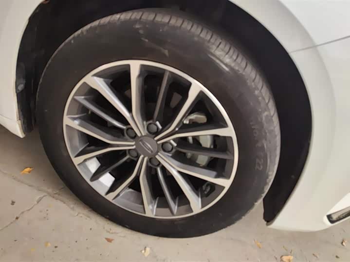 Фото 5 - Geely Preface