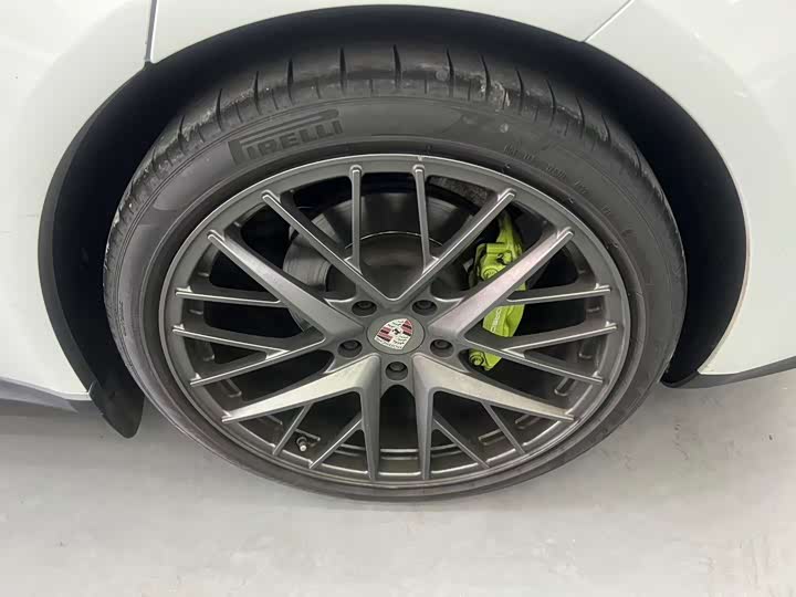 Фото 7 - Porsche Panamera