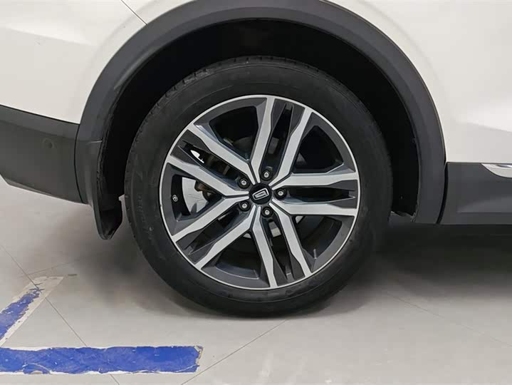 Фото 6 - Bestune T99