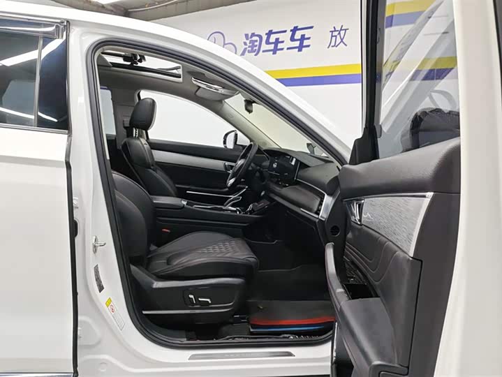 Фото 8 - Bestune T99