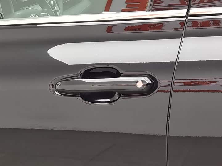 Фото 18 - Toyota Highlander