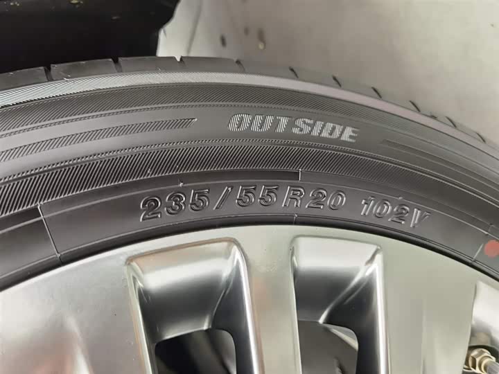 Фото 24 - Toyota Highlander