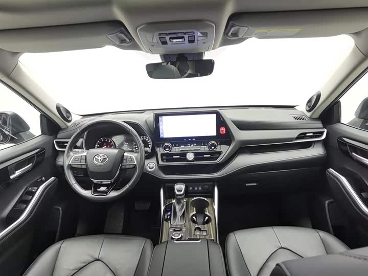 Фото 5 - Toyota Highlander