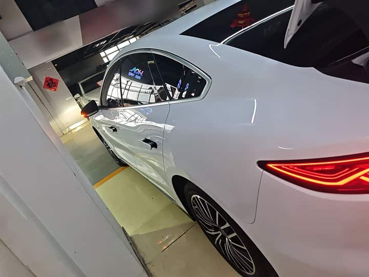 Фото 5 - BYD Han